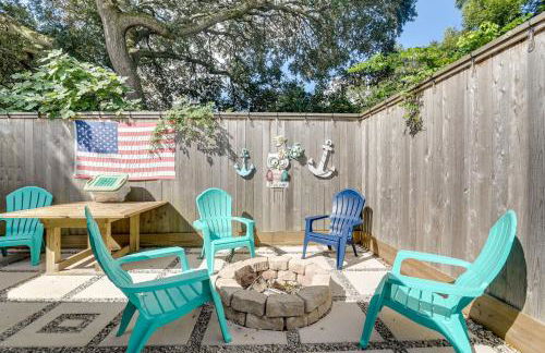 3 Mi to Boardwalk Bacliff Apartment with Hot Tub - Foto 2