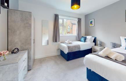 Cosy 2 bed Apartment 1st Floor Business & Leisure Parking and Wifi by Jesswood Properties - Foto 9