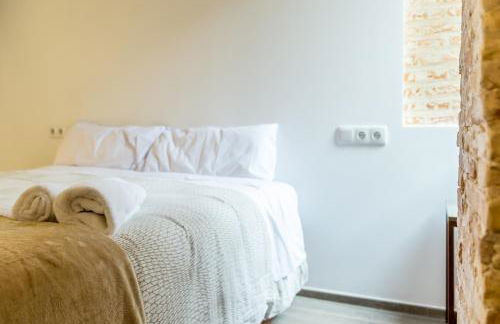 FLORIT FLATS - CATHEDRAL LUXURY TERRACE FLAT 2BR 2BA AC Wifi - Photo 70