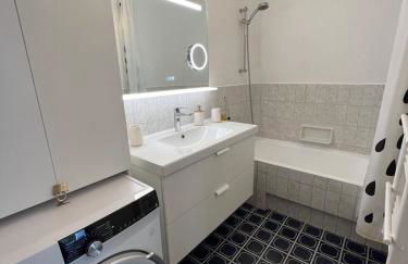 Seafront - beautiful flat with aircon and comfortable loggia - Foto 21