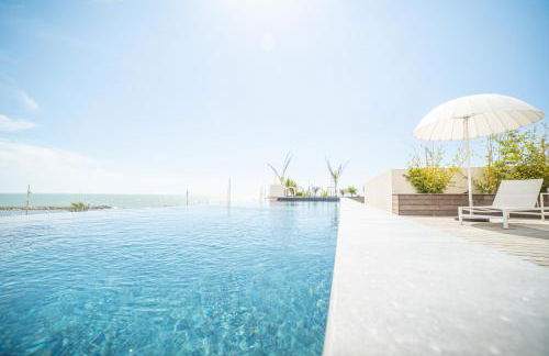 Luxury Mind Vue Exceptionnelle Pied dans l'eau Parkings privés 2 places Climatisation Hyper centre logement d'exception - Foto 42