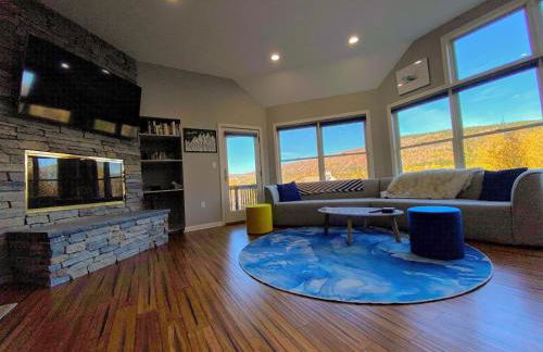 E7 Sunny Bretton Woods private home next to the slopes of Bretton Woods Hot Tub, Wifi - Foto 1