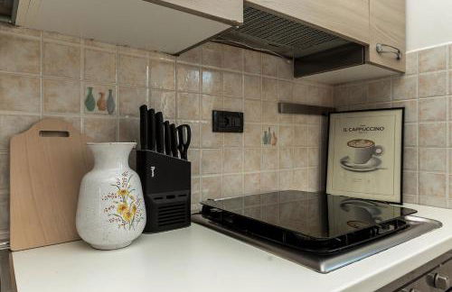 Kejani attic apt Scenic Views, Lux bath, Fast Wi-fi - Foto 24