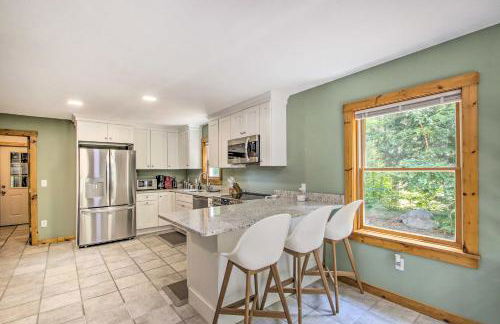 Waterfront Lakes Region Home on Private Cove! - Photo 9