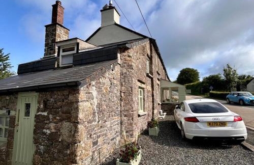 Moorleigh House Entire Property Sleeps 10 - Foto 4