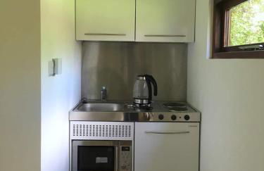 The Studio - Photo 3