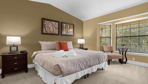 Summer Days Fun - Renovated TownHome by Disney! - Photo 2