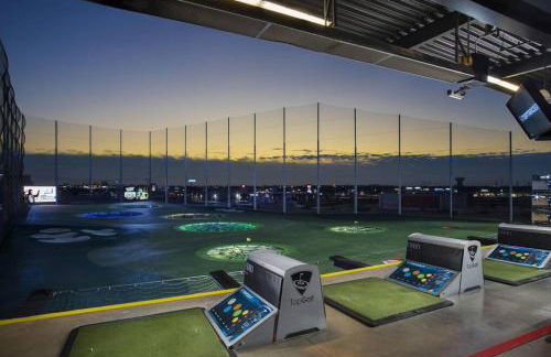 Sophisticated Minimalist Modern Home w/pool and spa - Foto 11