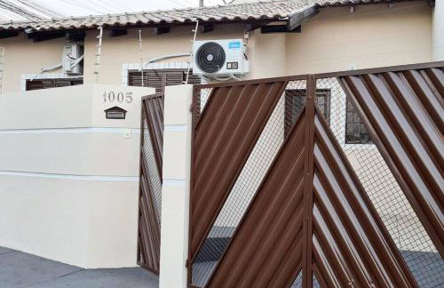 Casa privativa próximo ao centro e aeroporto. - Photo 2