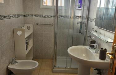 Velo Villa w/ A/C, free Wi-Fi & Pool near Benidorm - Foto 25