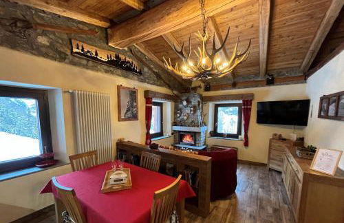 Chalet Chez Louis - Alpine Charm with Mont Blanc View & Ski Access - Foto 1
