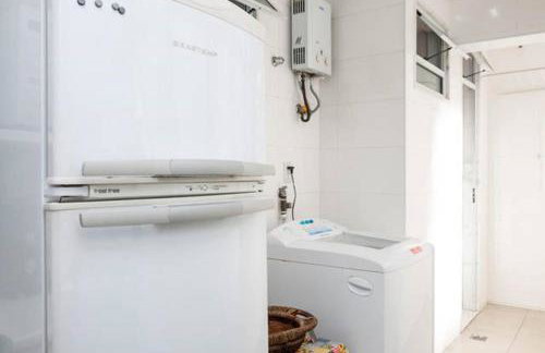 Copacabana Beach Amazing Lux 2 Bedroom Apartment - Photo 40