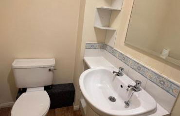 Spacious 3 Bed home situated in a beautiful area - SLEEPS 8 - Foto 12