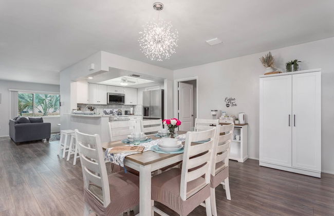 Playful Dolphins Pool Home - Foto 17