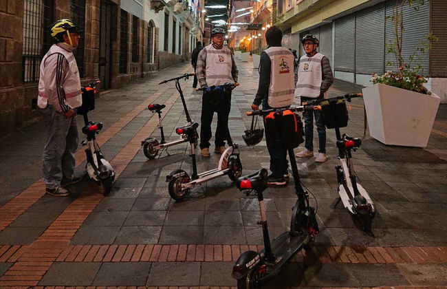 Balade de nuit en trottinette électrique dans Quito - Photo 7