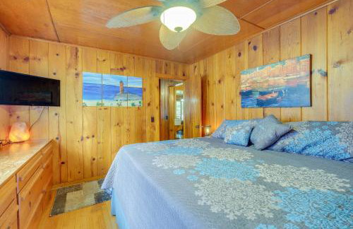 Rapid City Cottage with Patio Near Beach Access! - Foto 17