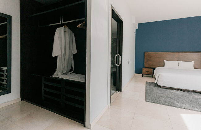 Blue Arch Suites - The Notre Dame Saigon - Photo 7