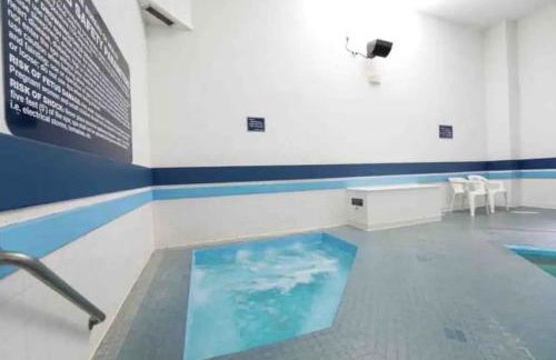 Sunday River Ski In Ski Out Mountain View Condo with Hot Tub Pool and Sauna! - Foto 9