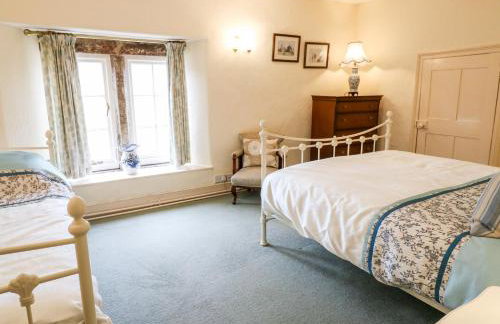 The Farmhouse - Photo 30