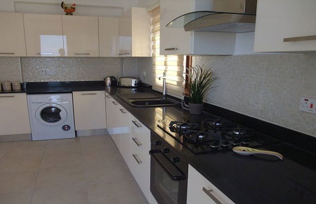 Coordinates are : 35.3480640, 33.5800703, Seacliff Villa, North Cyprus - Foto 17