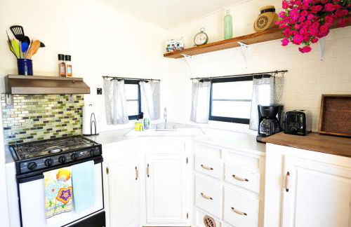 Rustic Trailer Rental on the Shores of Bridgeport Reservoir, California - Photo 12