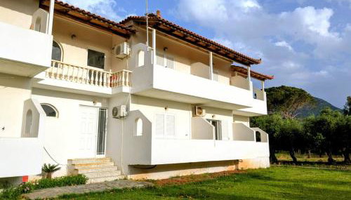 Sani Kasimis - Photo 4, Garden