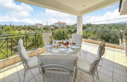 Lovely Home In Kamari Xylokastro - Foto 12