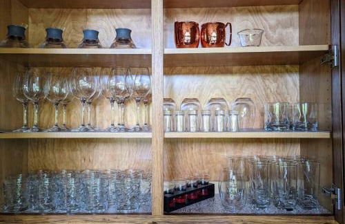 Serene Green - Views, Hot Tub, Skiing, Tubing, Gas Fireplace - Foto 15