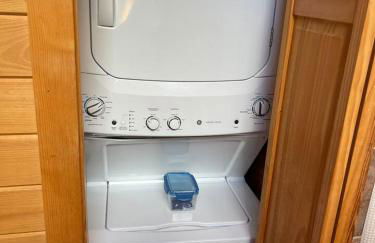 Romantic Chalet w/ Hot Tub close to Roan Mountain - Foto 26