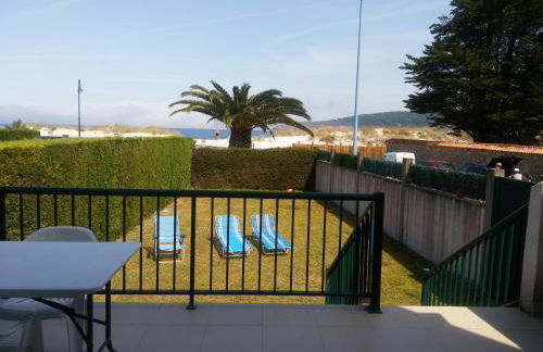 CASA CHALET ATALAYA a pie de playa en Laxe - Foto 7