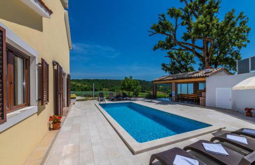Villa Gresti, a beautiful and private summer villa - Foto 1