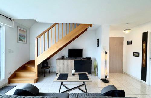 Joli duplex plein bourg - 4km des plages - Photo 5