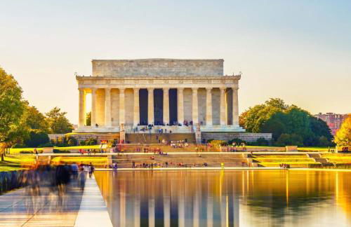 Beautiful Basement Suite & Outdoor Oasis - Photo 25