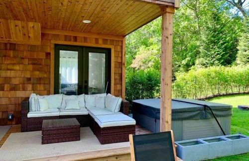 Wooded Oasis and Guest House in Hamptons! - Foto 22