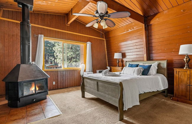 Serenity by Avantstay Serenity Big Bear Cabin! With Fire Pit, Bbq! - Photo 1