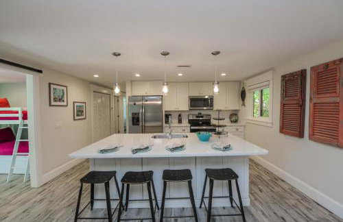 Blissful Bay at Bayside Bungalow - Foto 12