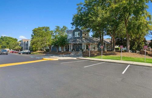 New Seasonal Comfort near USC and Riverwalk Trails - Foto 38