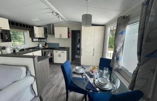 2-Bed Ringwood Cabin - incl Park Pass SelfCheckin - Foto 44