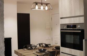 Ático Industrial Céntrico, Reformado, Air-Acond, WiFi - Foto 2