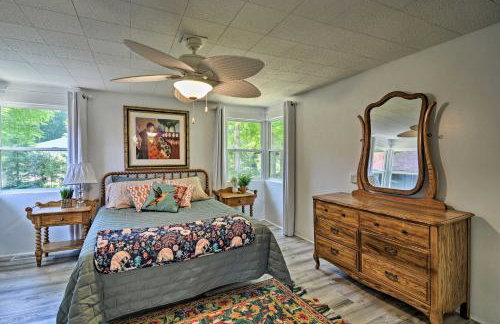 Stylish Dog-Friendly Bungalow Steps to Elk Lake - Foto 12