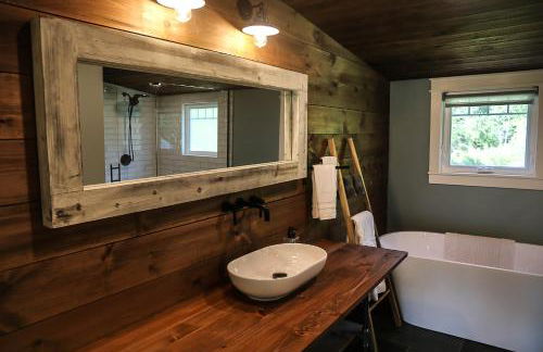 Modern Industrial Farmhouse - The Wayback - Foto 15