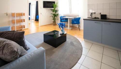 Blauwal - W14, Zentral in Bahnhofsnähe, Balkon, Küche - Photo 3