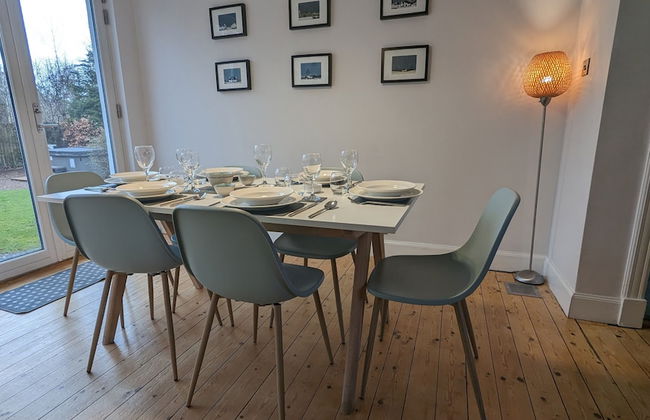 Gorgeous Comrie Cottage, hot tub & Mountain Views - Foto 13