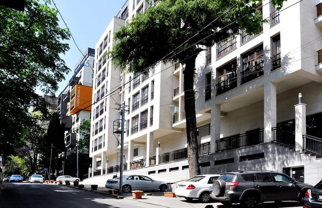 BFG Suites Apartments - Photo 76