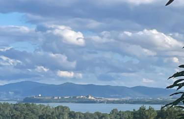 Private Stone Cottage with Starlink & Lake View - Foto 7