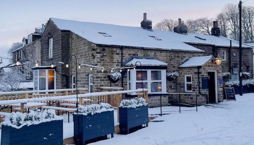 The Hermit Inn Hideout - Photo 2