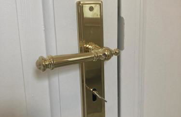 2 Zi Whg zentral, Altbau, renoviert 4P - Buchbar bis 08-25 - Foto 8