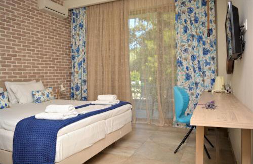 The Archontariki - Photo 12