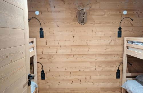 Chazelet - Avec terrasse et jardin - Photo 45