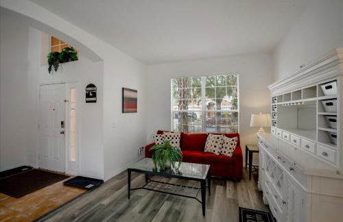 SOLANA 7 Bed Rooms FAMILY VACATION VILLA-Private Pool and SPA - Photo 11